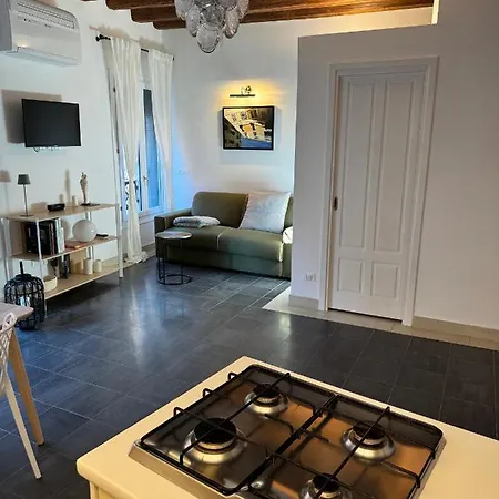 Ca Penini - Canal View *