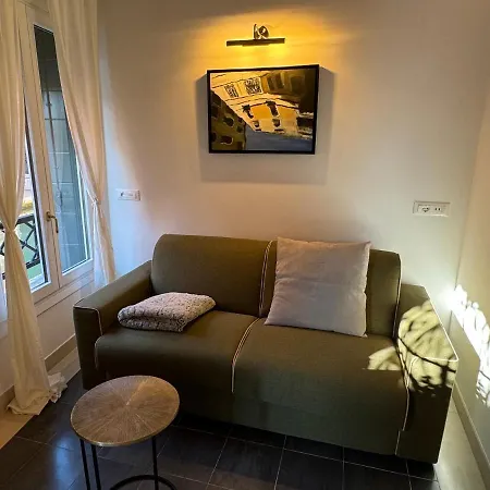 Ca Penini - Canal View