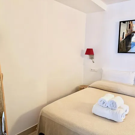 Ca Penini - Canal View Apartment Venice