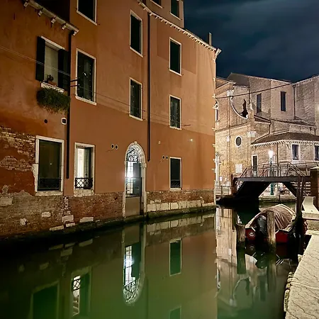 Ca Penini - Canal View Apartment *