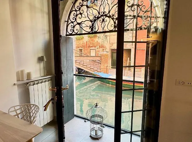 Ca Penini - Canal View * Venise