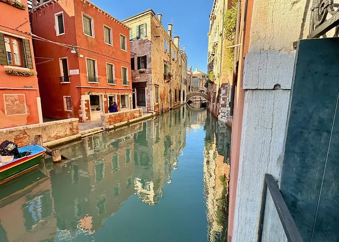 Ca Penini - Canal View 威尼斯