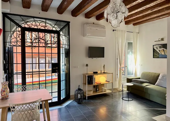 Ca Penini - Canal View * 威尼斯