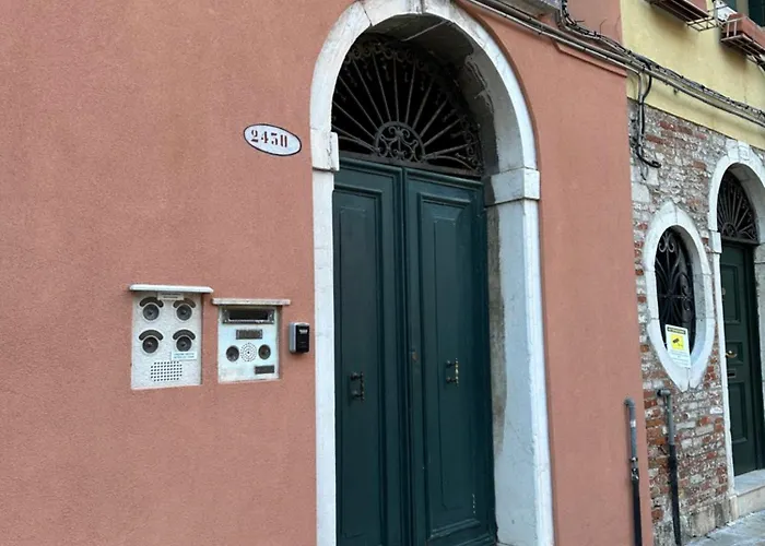 Ca Penini - Canal View 威尼斯